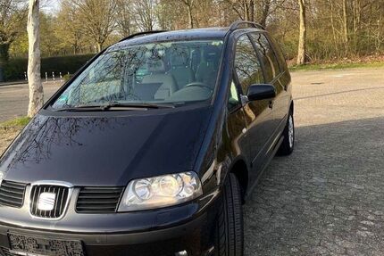 Seat Alhambra 229.553 km 3.950 &euro; Köln 50765
