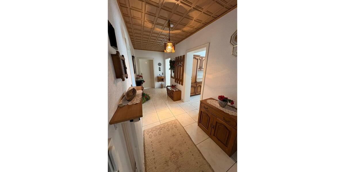 Etagenwohnung Wuppertal Gemarkung Nächstebreck - 3 Zimmer, 7 m&sup2;, 145.000&euro; | Angebot:25940693