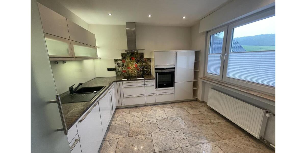 Einfamilienhaus Bergisch Gladbach - 3 Zimmer, 115 m&sup2;, 1.600&euro; | Angebot:26670208