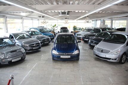 Opel Corsa 140.000 km 1.990 € Essen 45356