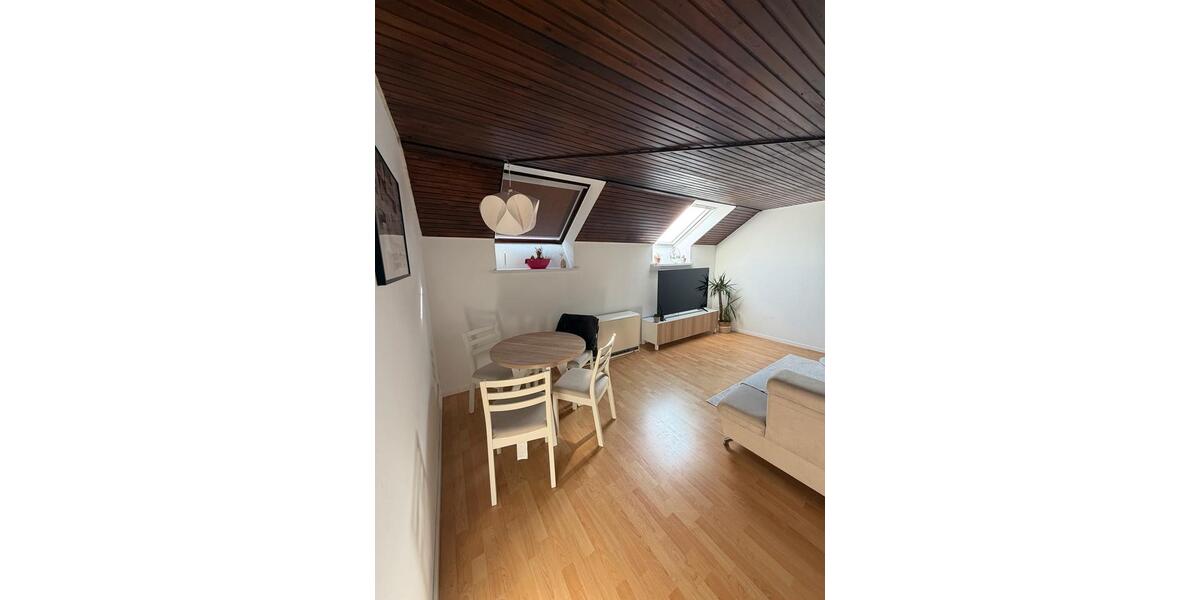 Dachgeschoßwohnung Leverkusen Bergisch Neukirchen - 3 Zimmer, 72 m&sup2;, 950&euro; | Angebot:27585732
