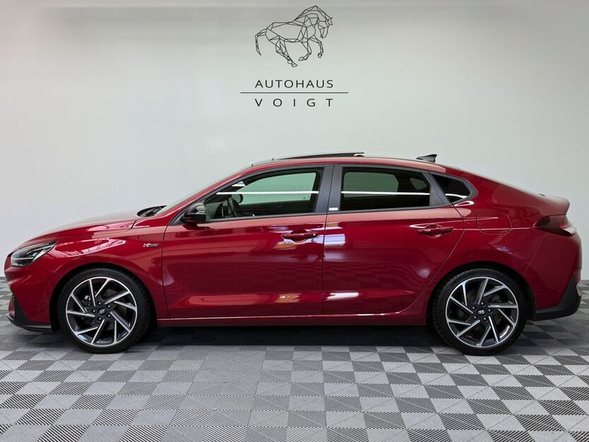 i30