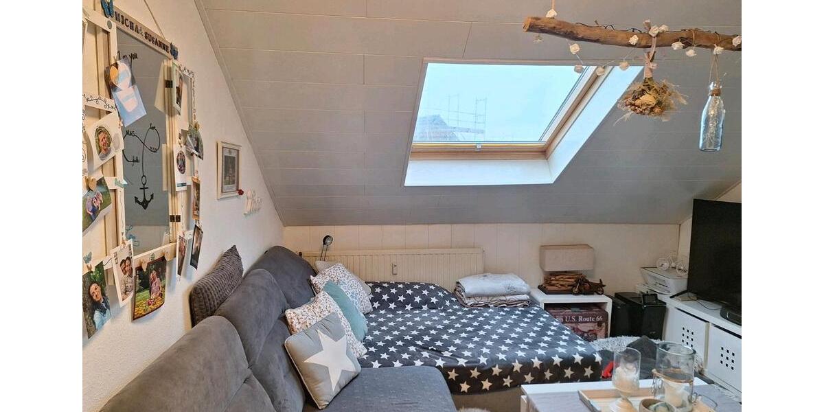 Dachgeschoßwohnung Halver - 3 Zimmer, 75 m&sup2;, 550&euro; | Angebot:26055111