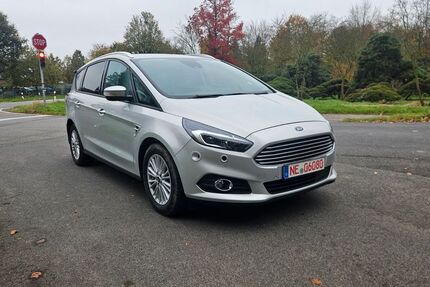 Ford S-Max 124.500 km 13.900 &euro; Neuss 41460