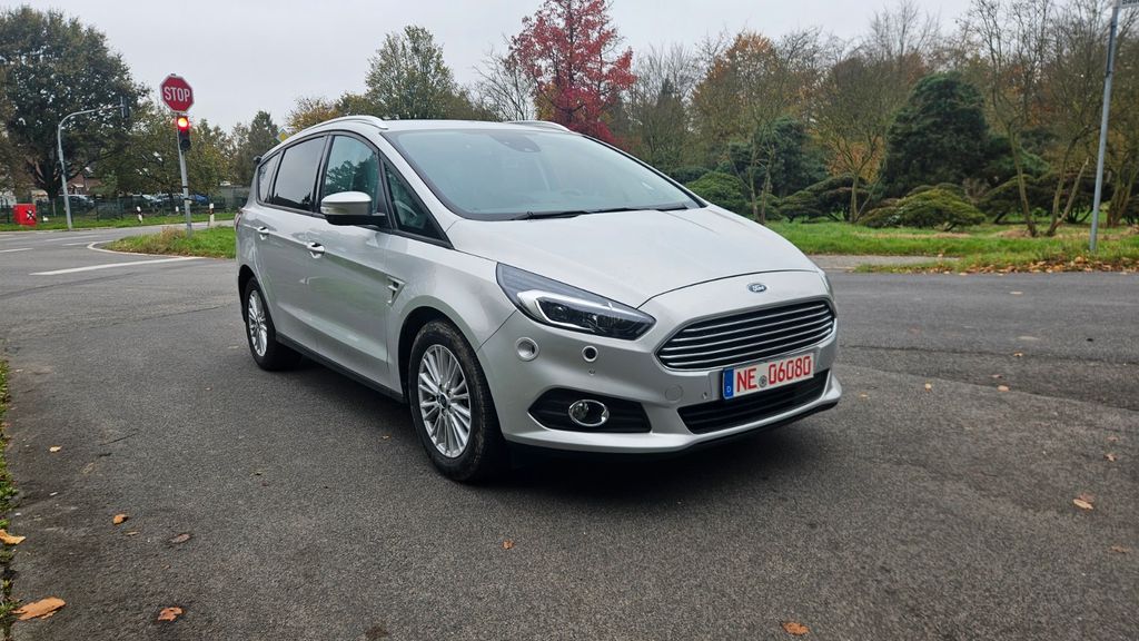 Ford S-Max 124.500 km 13.900 &euro; Neuss 41460