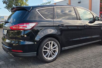 Ford S-Max 198.000 km 12.700 € Dormagen 41540