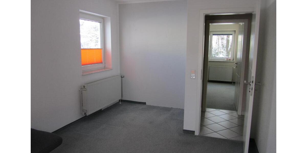 Etagenwohnung Wuppertal Gemarkung Ronsdorf - 3 Zimmer, 100 m&sup2;, 325.000&euro; | Angebot:24446612