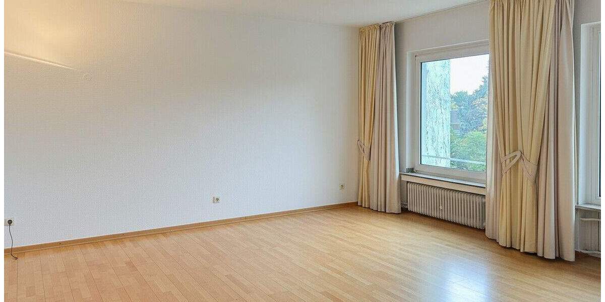 Etagenwohnung Düsseldorf Düsseltal - 3 Zimmer, 121 m&sup2;, 1.940&euro; | Angebot:24762409
