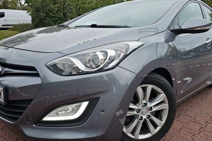 Hyundai i30 140.700 km 10.900 € Wuppertal 42389