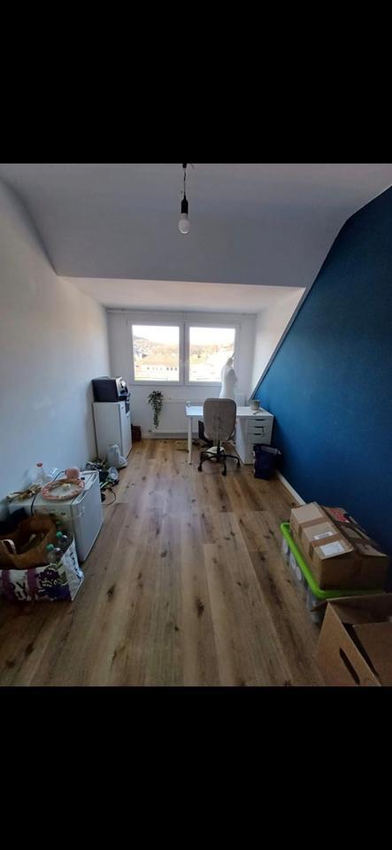 Spichernstr, 3 Zimmer, KDB, Balkon, 77 qm, Laminat zimmer