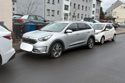 Kia Niro 54.000 km 16.100 &euro; Leverkusen 51373