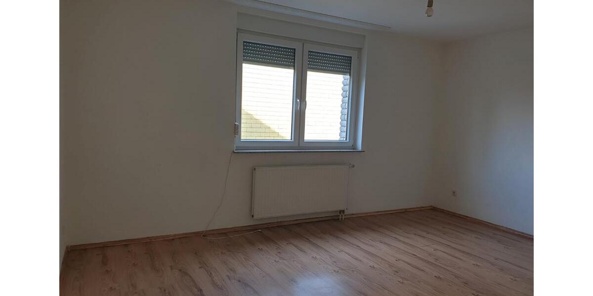 Etagenwohnung Langenfeld (Rheinland) - 3 Zimmer, 95 m&sup2;, 365.000&euro; | Angebot:26395115