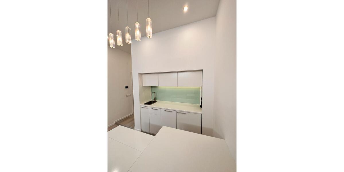 Etagenwohnung Düsseldorf Oberbilk - 2 Zimmer, 34 m&sup2;, 930&euro; | Angebot:24395628