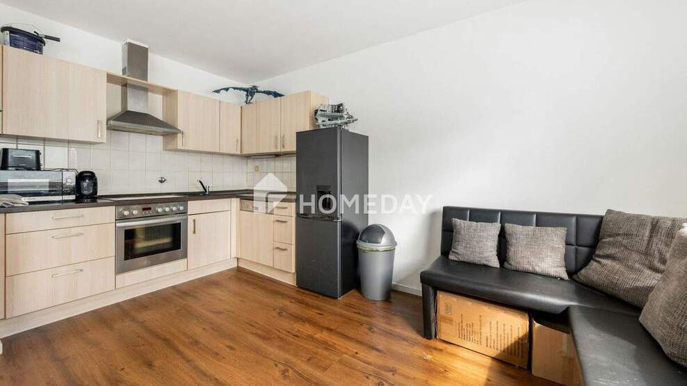 Helle 2-Zimmer-Hochparterrewohnung - frisch saniert, Stellplatz & Keller inklusive 2 zimmer