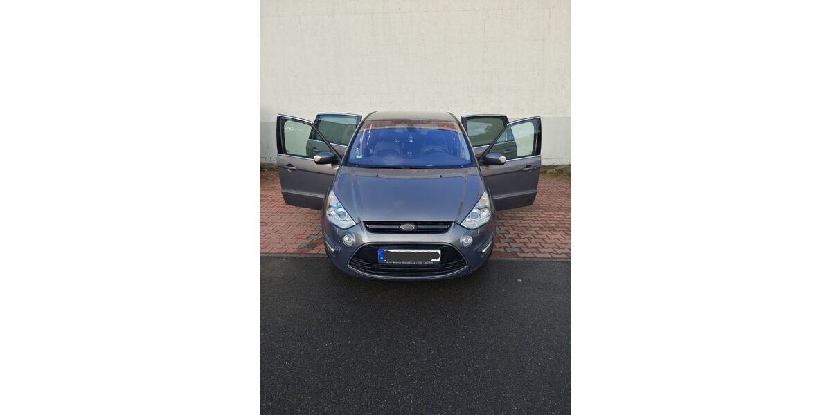 Ford S-Max 150.300 km 7.500 &euro; Wuppertal 42277