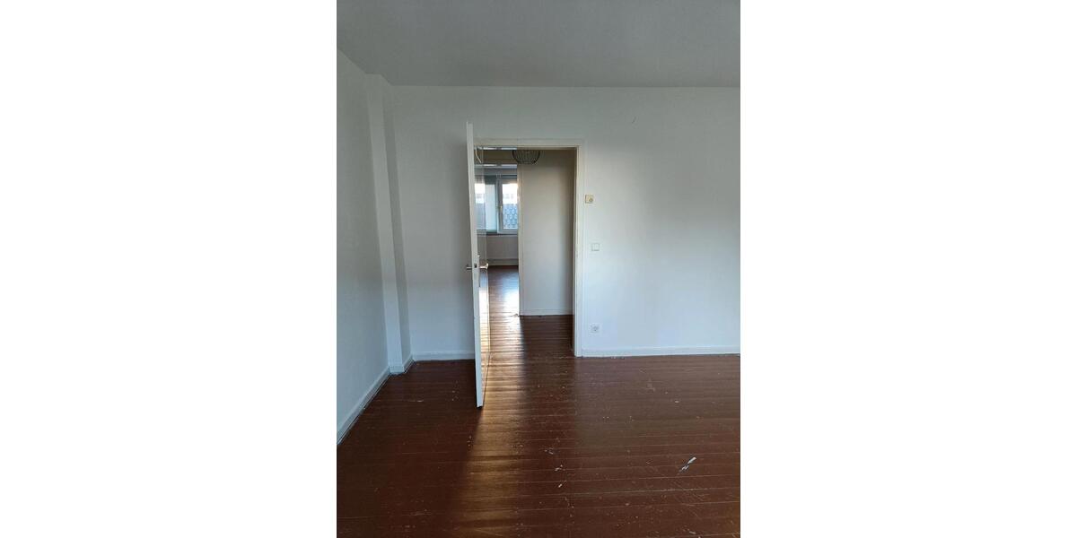 Erdgeschoßwohnung Solingen Mitte - 1 Zimmer, 45 m&sup2;, 600&euro; | Angebot:26327004