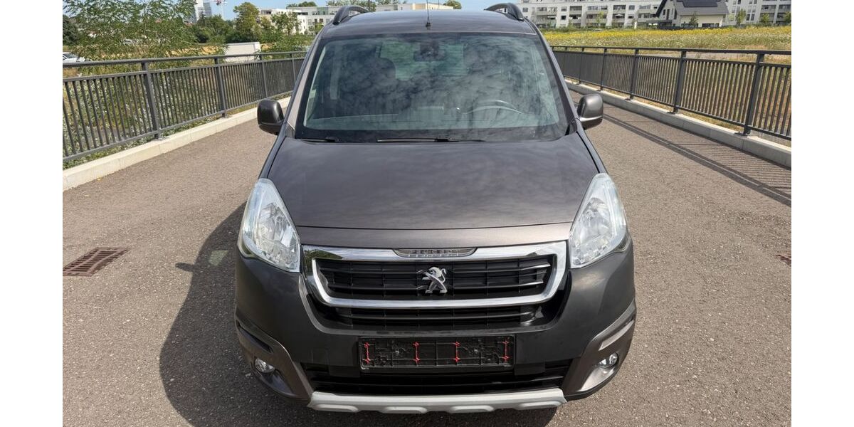 Peugeot Partner 99.000 km 8.400 &euro; Köln/Poll 51105