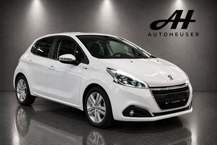 Peugeot 208 13.219 km 8.300 &euro; Velbert 42551