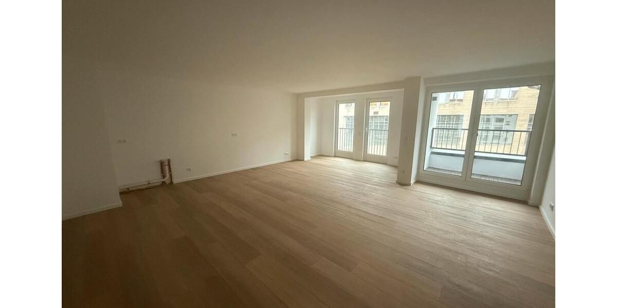 Etagenwohnung Düsseldorf Stadtmitte - 4 Zimmer, 106 m&sup2;, 1.960&euro; | Angebot:24857722