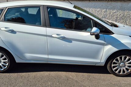 Ford Fiesta 164.088 km 4.500 € Bergisch Gladbach 51467