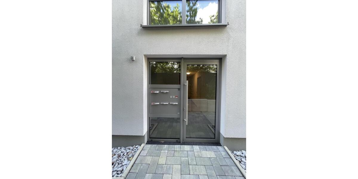 Erdgeschoßwohnung Düsseldorf Stadtbezirk 8 - 2 Zimmer, 75 m&sup2;, 1.350&euro; | Angebot:24827338