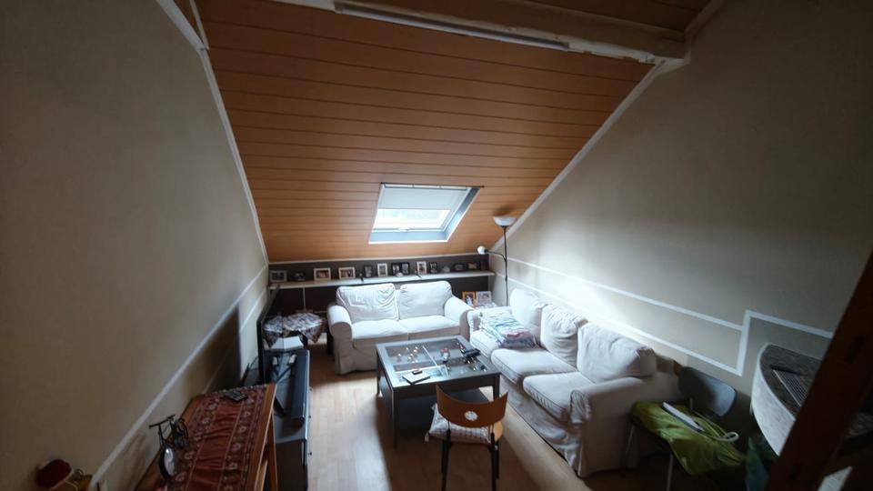 Dachgeschoßwohnung Düsseldorf Stadtbezirk 8 - 3 Zimmer, 85 m&sup2;, 1.100&euro; | Angebot:26475296