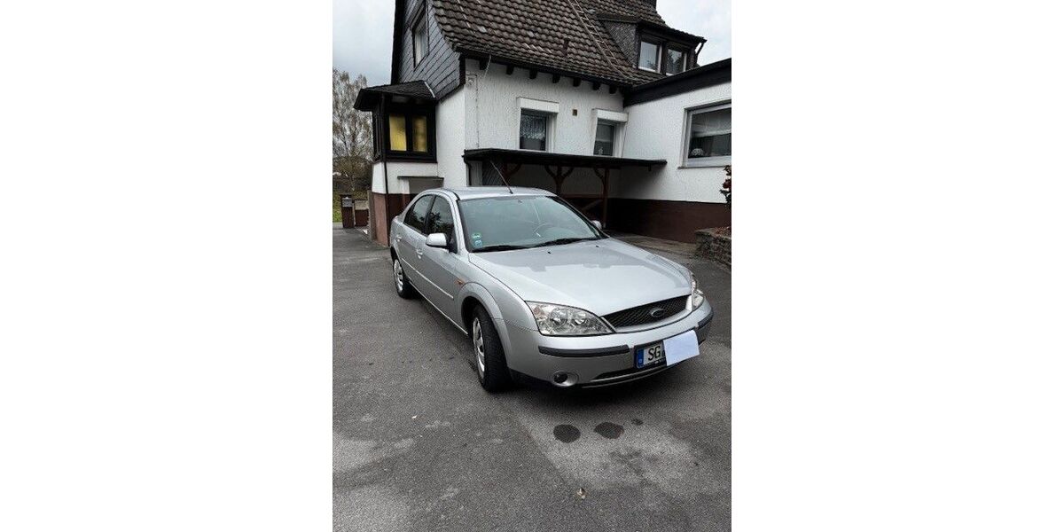 Ford Mondeo 130.000 km 2.200 &euro; Solingen 42697