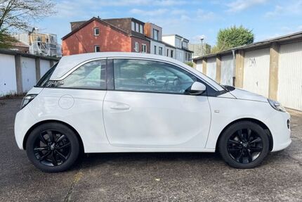 Opel Adam 137.000 km 5.990 &euro; Köln 50939