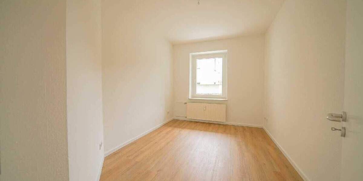 Etagenwohnung Düsseldorf Rath - 2 Zimmer, 48 m&sup2;, 570&euro; | Angebot:26015396