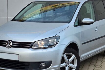 VW Touran 176.000 km 10.490 &euro; Gevelsberg 58285