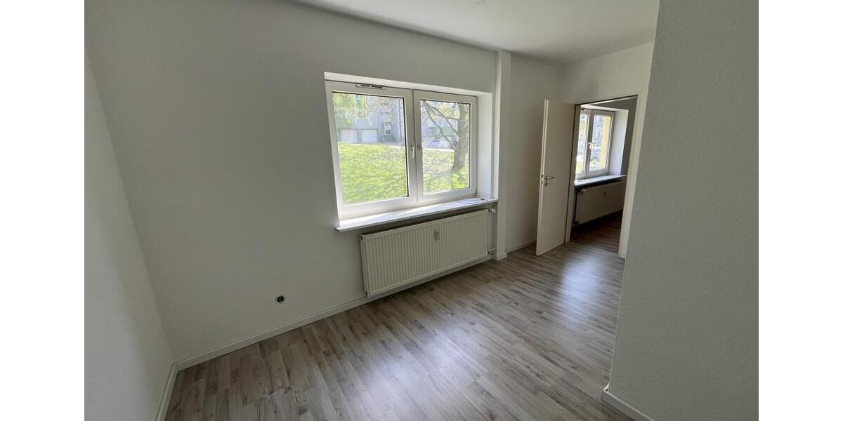 Etagenwohnung Remscheid Lüttringhausen - 2 Zimmer, 36 m&sup2;, 295&euro; | Angebot:26462517