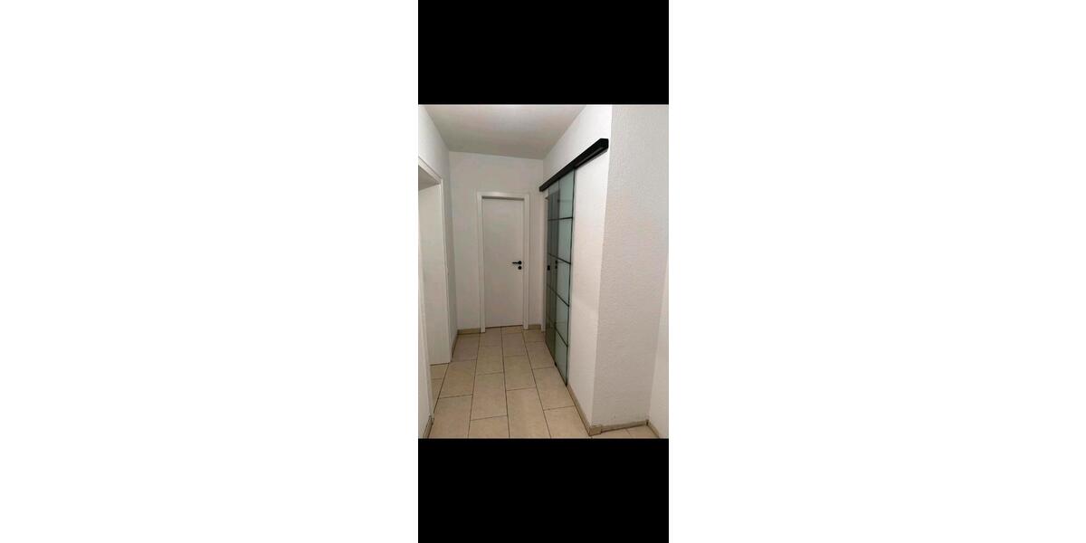 Sehr schöne Wohnung mit schöner Aussicht in Velbert!!Möbliert!! 2 zimmer