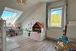 Dachgeschoßwohnung Solingen Burg - 4 Zimmer, 134 m&sup2;, 410.000&euro; | Angebot:26669530