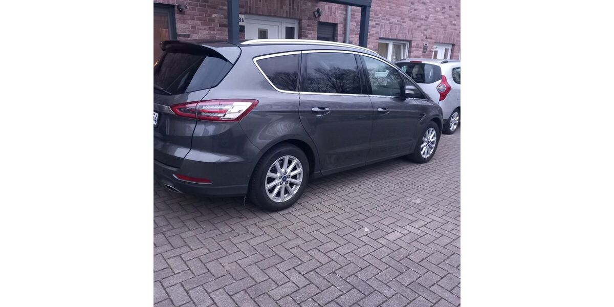 Ford S-Max 192.500 km 11.499 &euro; Köln 50769