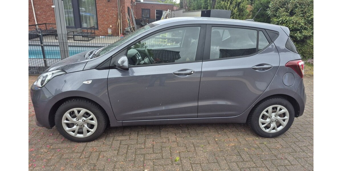 Hyundai i10 24.000 km 9.999 € Dormagen 41539