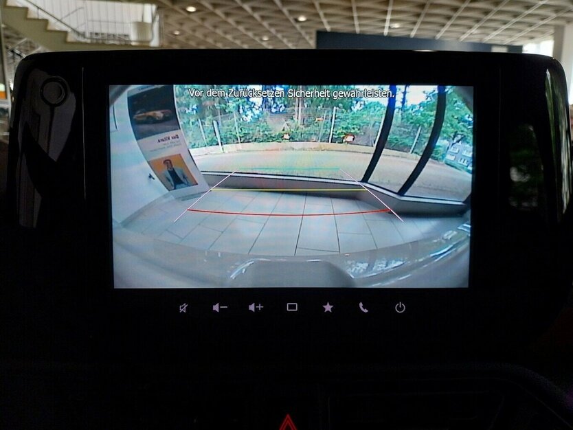 Suzuki Swift Comfort 3.000 km 18.880 € HAAN 42781