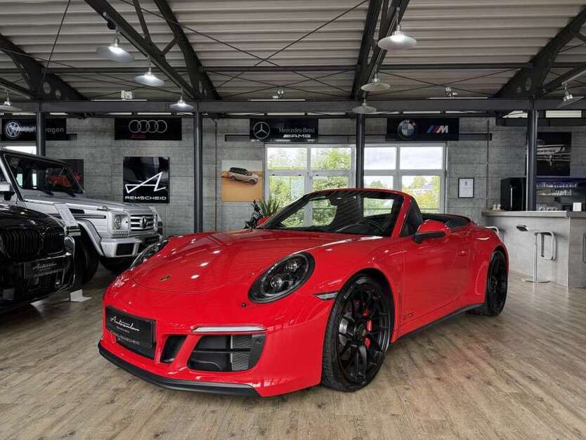 911