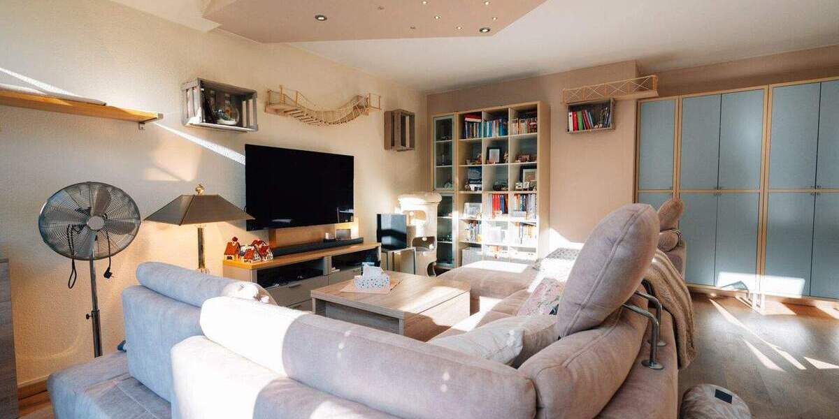 Etagenwohnung Velbert Nierenhof - 2 Zimmer, 74 m&sup2;, 189.000&euro; | Angebot:25683979