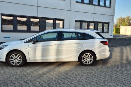 Opel Astra 67.500 km 9.950 &euro; Düsseldorf 40227