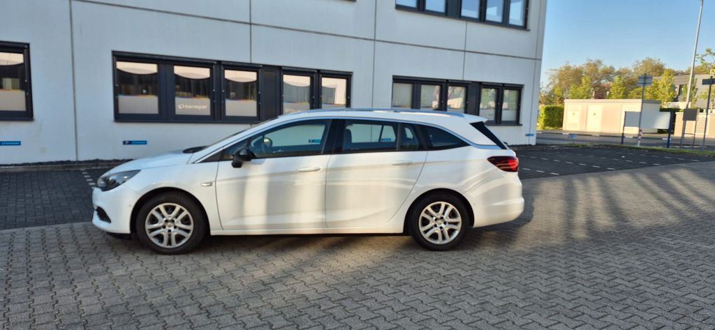 Opel Astra 67.500 km 9.950 &euro; Düsseldorf 40227