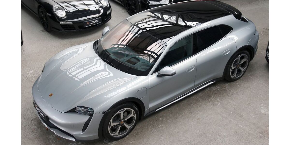 Porsche Taycan 37.661 km 59.990 € Düsseldorf 40237