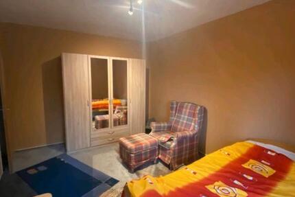 Wohnung Köln Innenstadt - 5 Zimmer, 17 m&sup2;, 500&euro; | Angebot:24859530