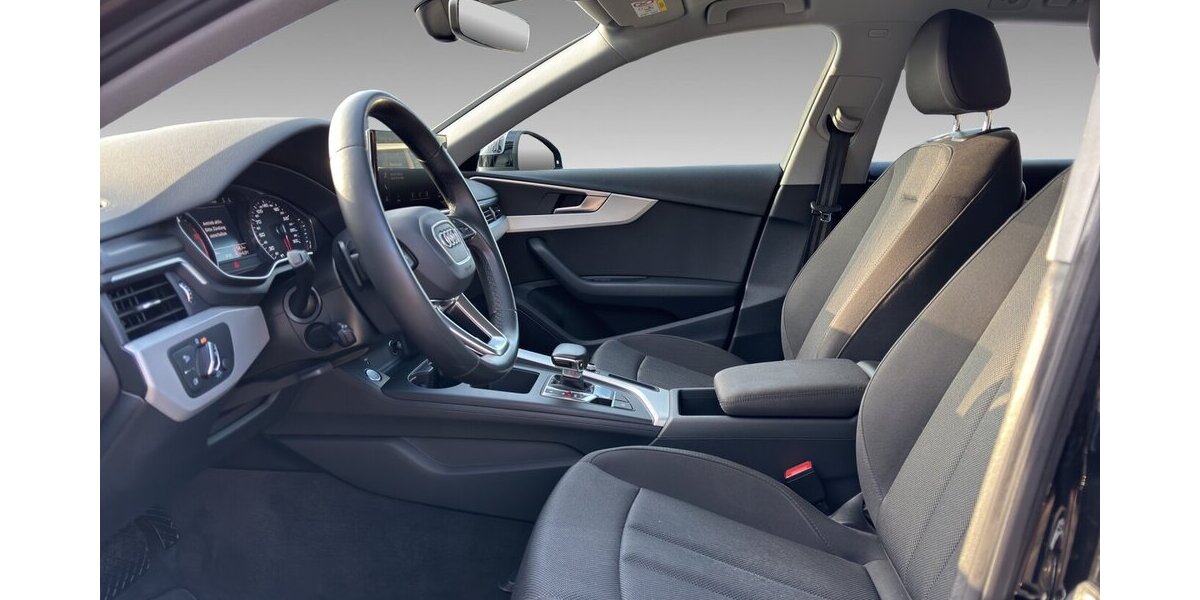 Audi A4 35 TDI S Line Autom MMI Kamera LED 106.539 km 23.400 &euro; Wuppertal 42327