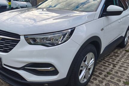 Opel Grandland (X) 269.200 km 7.590 &euro; Leverkusen 51381
