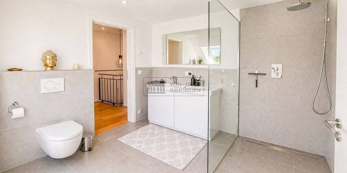Etagenwohnung Langenfeld Berghausen - 3 Zimmer, 105 m&sup2;, 599.000&euro; | Angebot:26695802