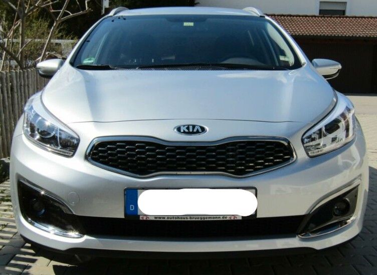 Kia ceed Sportswagon 66.000 km 13.999 € Leverkusen 51381
