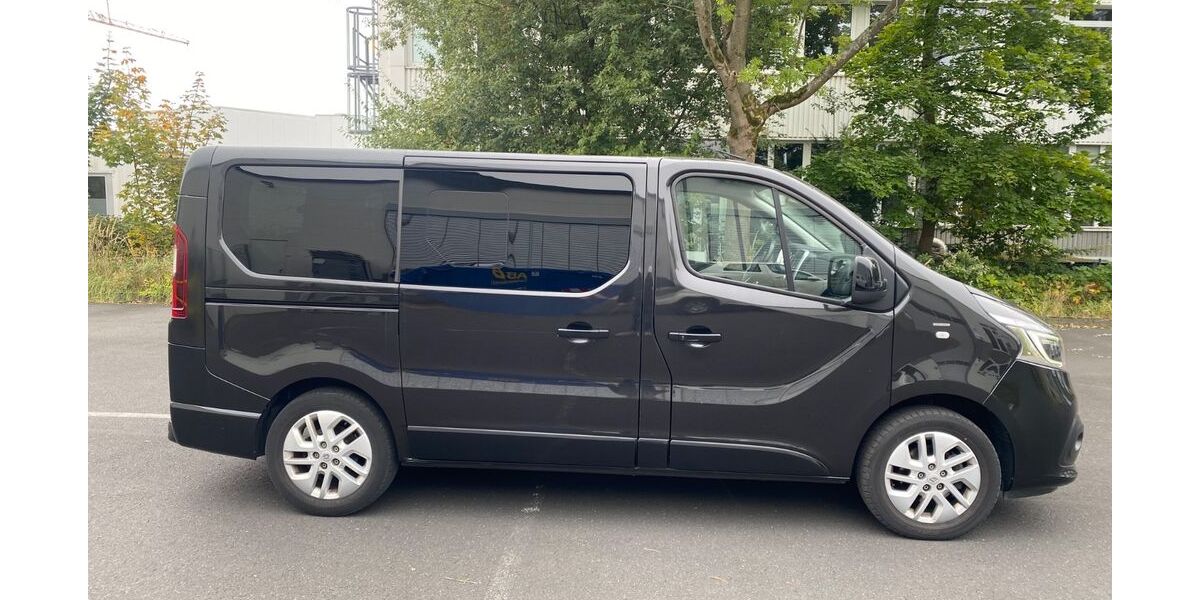 Renault Trafic 105.000 km 22.995 € Köln 51107