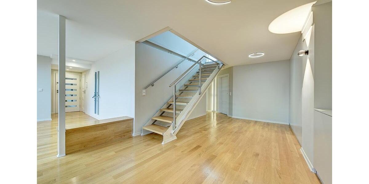 Einfamilienhaus Düsseldorf Pempelfort - 4 Zimmer, 234 m&sup2;, 4.200&euro; | Angebot:24803544