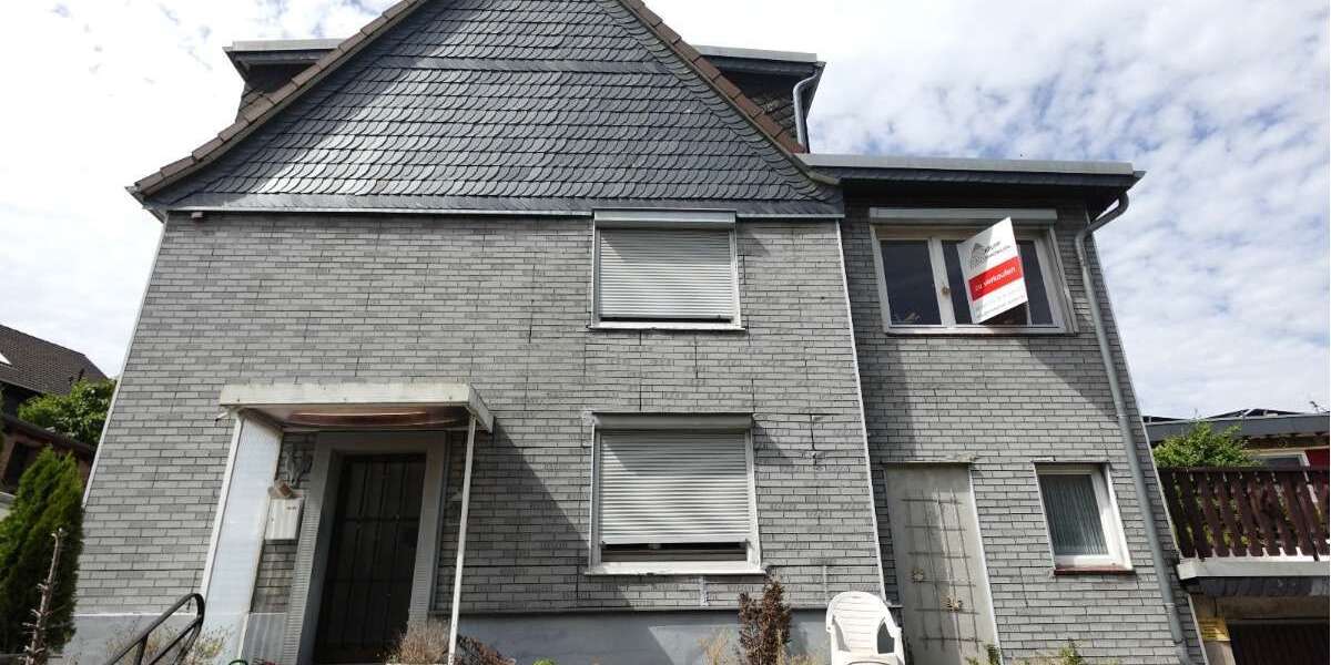 Einfamilienhaus Solingen Central - 5 Zimmer, 115 m&sup2;, 190.000&euro; | Angebot:27320881