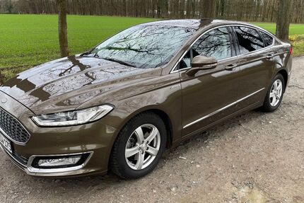 Ford Mondeo 122.380 km 15.200 € Ratingen 40885